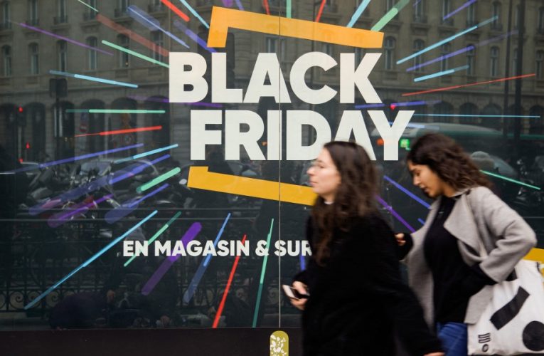 El «Black Friday» en EEUU ensombrecido por persistente inflación